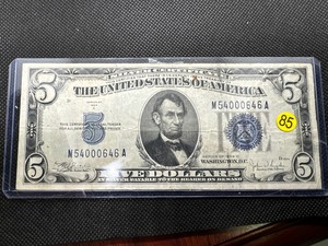lot 85 image: 1934C $5.00 Blue Silver Certificate
