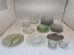 lot 33 image: Vintage Crystal Glassware