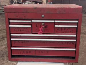 lot 70 image: 26 inch by 20 inch Red Tool Box