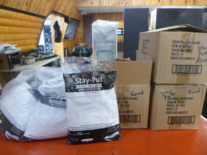 54 Stay-Put Plastic Round Tablecovers