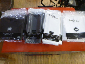 42 Plastic Tablecovers