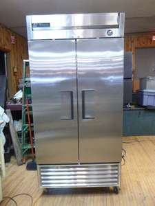 True 2-Door Reach-In Cooler