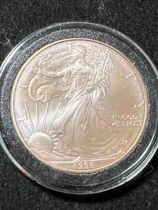 1998 AMERICAN SILVER EAGLE 1 TROY OZ .999 FINE SILVER IN AIRTITE