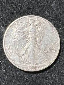 1942-S US WALKING LIBERTY HALF DOLLAR