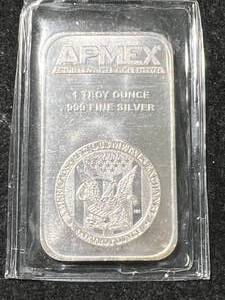 1 TROY OZ .999 FINE SILVER APMEX BAR