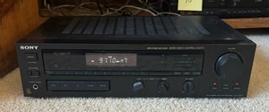 lot 80 image: Sony FMAM Stereo Receiver Model STR-AV570X