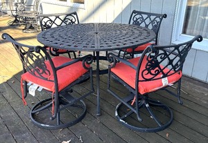 lot 19 image: Metal Patio Table with Four Chairs
