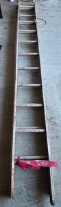lot 89 image: Keller Extension Ladder Model 1224