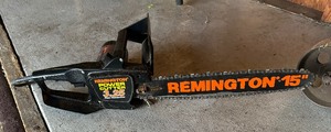 lot 93 image: Remington 15 Inch Chain Saw Model 100015