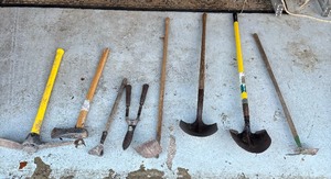 lot 121 image: Shovels, Axe, Hoe and More