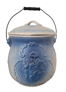 lot 181 image: Vintage Blue and White Stoneware Slop Jar with Lid