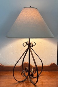 lot 172 image: Black Scrolled Iron Decorative Table Lamp