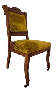 lot 43 image: Antique Walnut Victorian Parlor Chair
