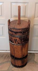 lot 202 image: Antique Primitive Wood Butter Churn