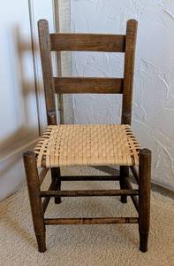lot 34 image: Vintage Wooden Childs Chair with Woven Seat