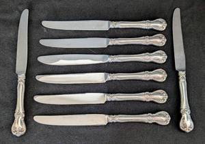 lot 118 image: Vintage Towle Sterling Silver Handled Butter Knives