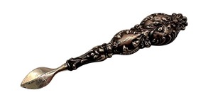 lot 37R image: Antique Sterling Silver Ink Scraper
