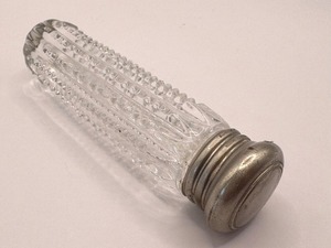 lot 41R image: Antique Chatelaine Glass Perfume Bottle