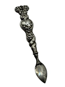 lot 43R image: Antique Sterling Silver Ink Scraper