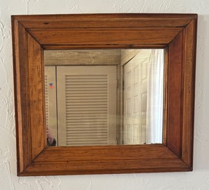 lot 233 image: Vintage Mirror