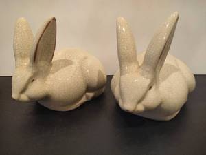 lot 47 image: Pair of Antique Crackle Glazed Bunnies