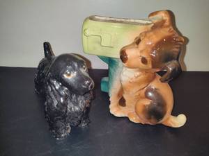 lot 57 image: Vintage Dog Planter & Cocker Spaniel