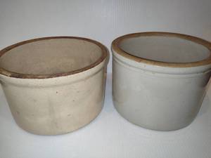lot 19 image: Vintage Butter Crocks