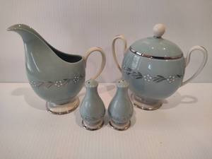 lot 5 image: Del Rio Pattern Franciscan China Accessory Set