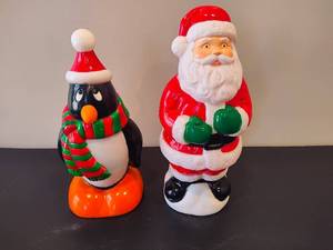 lot 105 image: Mini Holiday Blow Molds