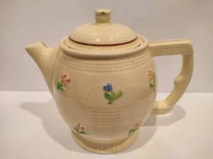 lot 32 image: FRAUNFELTER Tea Pot