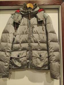 lot 128 image: Eddie Bauer Womens Quilted Down Jacket
