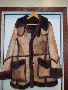 lot 127 image: Womens Bermans Wool Coat