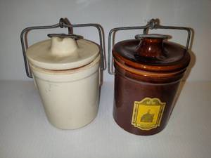 lot 34 image: Small ButterCheese Crocks