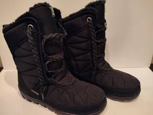 lot 129 image: Womens Kamik Black Winter Boots (sz8)