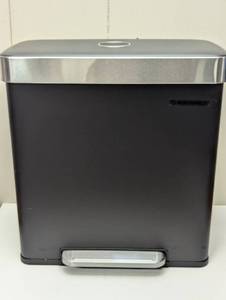 lot 117 image: Kitchen Trash Can, 16 Gallon (2 x 8 Gallon) Dual Compartment Garbage Can, 60L Pedal Recycling Bin, Stay-Open Lid and Soft Closure, Stainless Steel, 15 Trash Bags Included