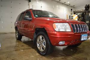 lot 9 image: 2002 Jeep Grand Cherokee