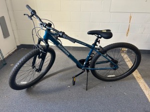 lot 32 image: Schwinn Ranger 26in - Blue