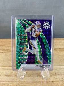 lot 28 image: 2024 Panini Mosaic Justin Jefferson Green Elevate Prizm #12 T