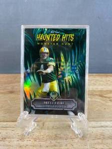 lot 41 image: 2024 Wildcard Haunted Hits Brett Favre Monster Hits Numbered 33 #HHP-BF J