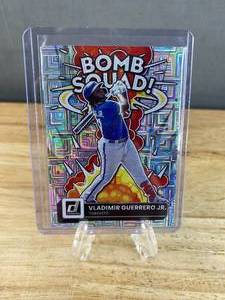 lot 12 image: 2022 Panini Donruss Vladimir Guerrero Jr. Bomb Squad #BS-2 J