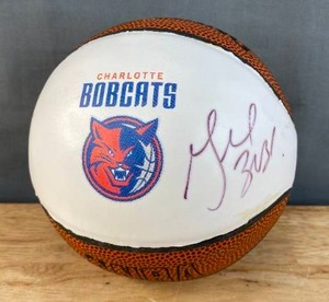 lot 41C image: NBA Basketball Charlotte Bobcats Gerald Wallace Autographed Mini Basketball Q