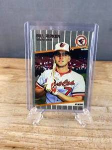 lot 19C image: Iconic 1989 Fleer Bill Ripken Fck Face Error Trading Card #616 Q