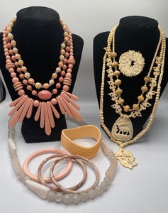 lot 21 image: Large Carved BoneBakeliteCelluoid Jewelry
