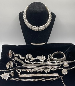 lot 36 image: 19 PC Lot Rhinestone and Pearl Silver Tone Jewelry