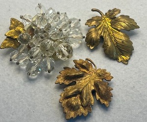 lot 142 image: Crystal and Brass Leaf and Grape Cluster Antique Dress Clips