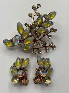 Vintage Opalescent and Lemon Cream Rhinestones Brooch with Matching Clip on Earrings