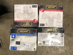 lot 7 image: Lot of Assorted Lighting Various Models and Conditions Customer Returns See Pictures
