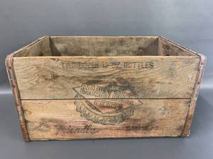lot 5 image: Vintage Grain Belt Beer Wooden Crate