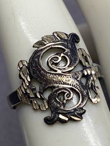 lot 17B image: Vintage Sterling Silver Ornate Ring Size 6.75