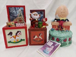 lot 28A image: Vintage Christmas Music Boxes Set Santa, Humpty Dumpty & Toys